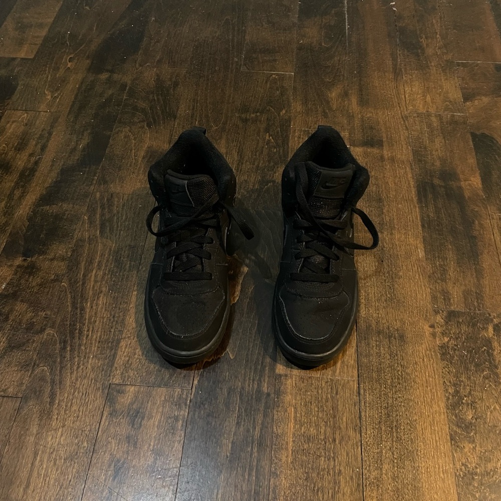 Nike High Top Kids Black Sneakers